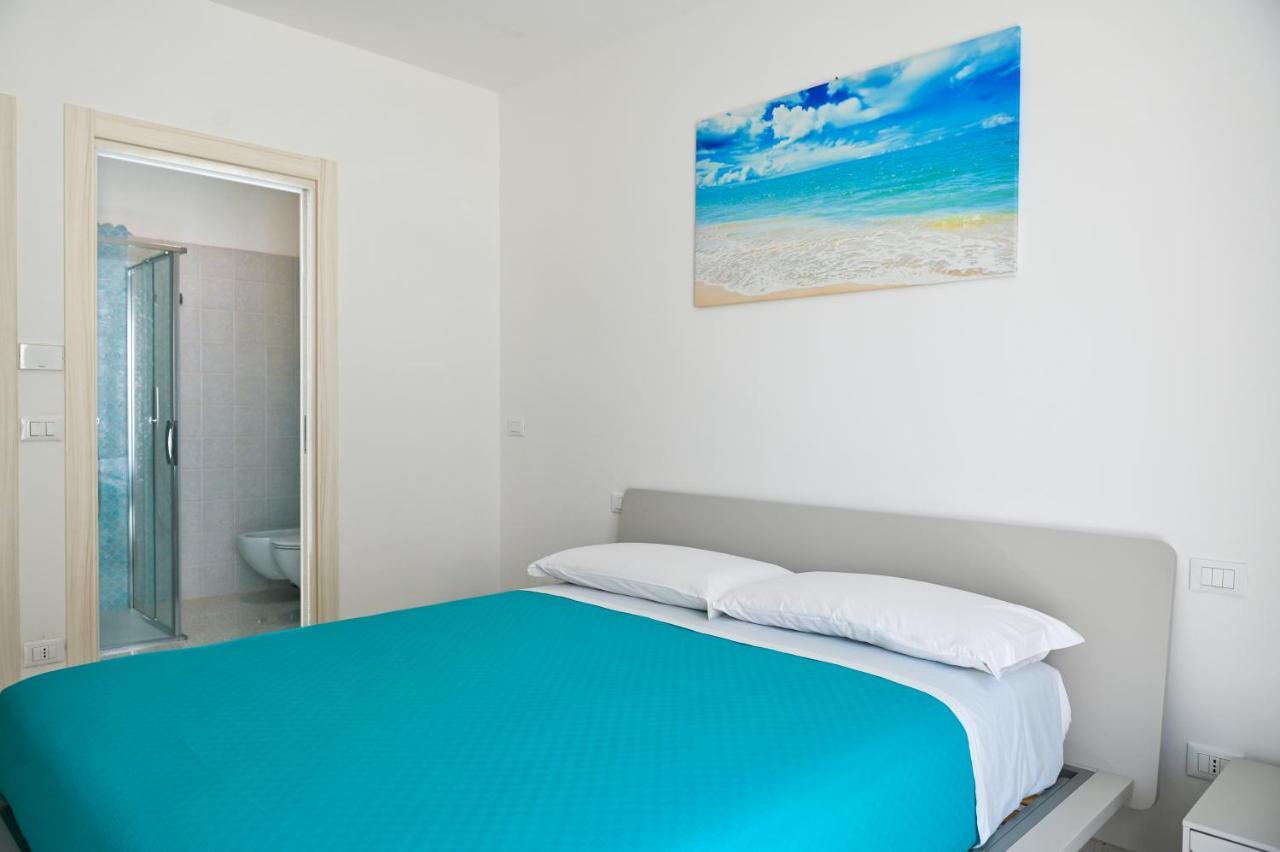 Perle Marine Suite Apartments Castro  Eksteriør billede