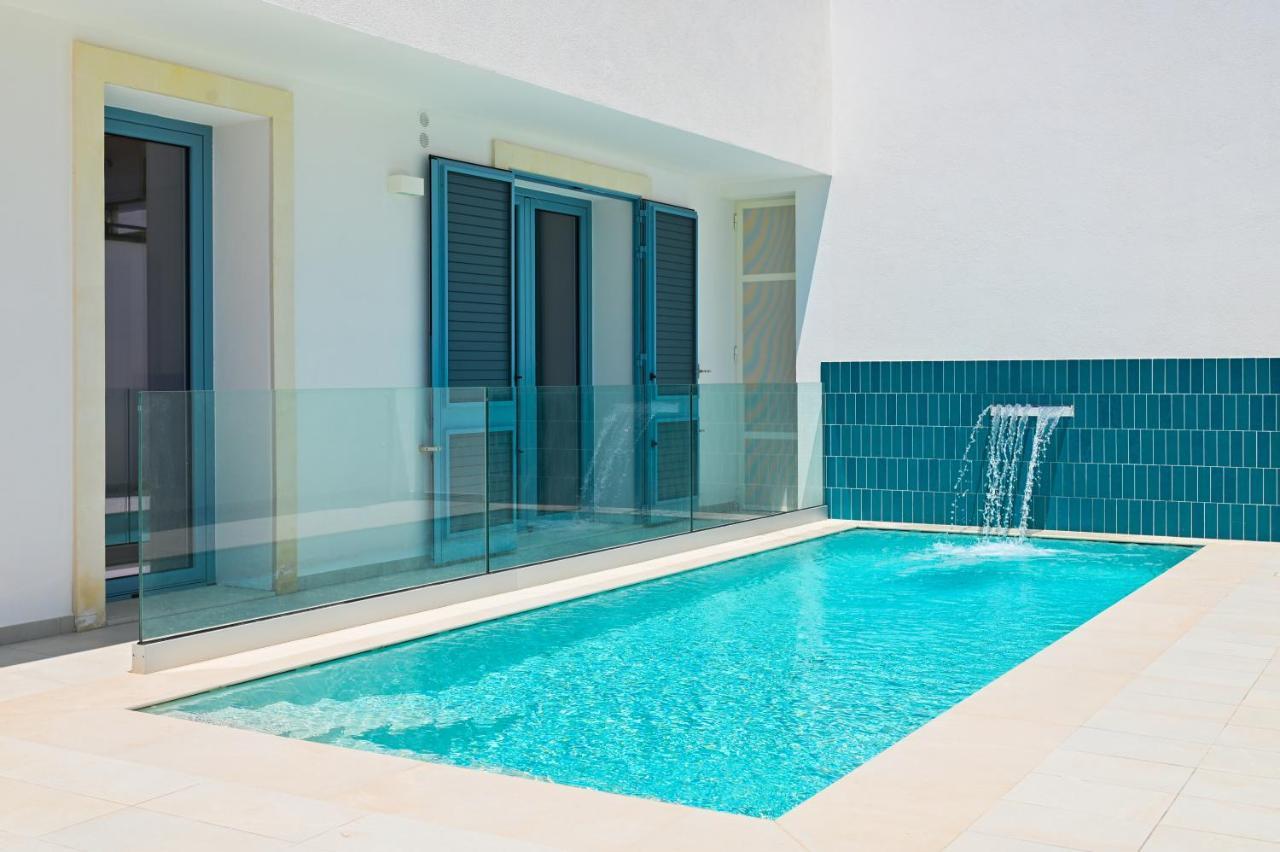 Perle Marine Suite Apartments Castro  Eksteriør billede
